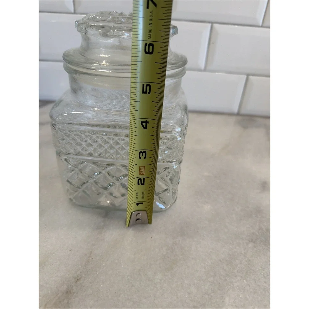 Vintage Anchor Hocking Wexford Clear Medium Canister‎ Jar w/ Lid 6 1/2